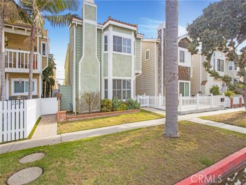 224  17th   Street, Huntington Beach, CA