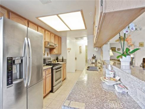 4561  Warner  204  Avenue, Huntington Beach, CA