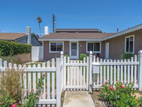 6281  Balmoral   Drive, Huntington Beach, CA