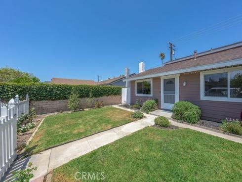 6281  Balmoral   Drive, Huntington Beach, CA