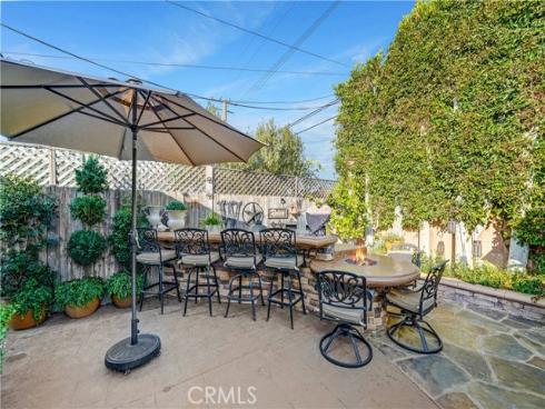 5821  Price   Drive, Huntington Beach, CA