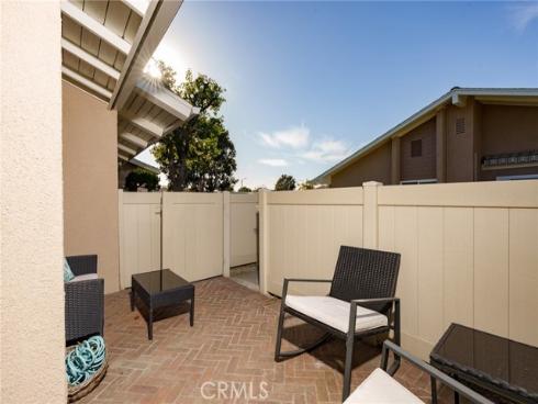 8856  Sutter  524 A  Circle, Huntington Beach, CA