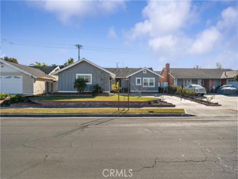 5952  Padua   Drive, Huntington Beach, CA