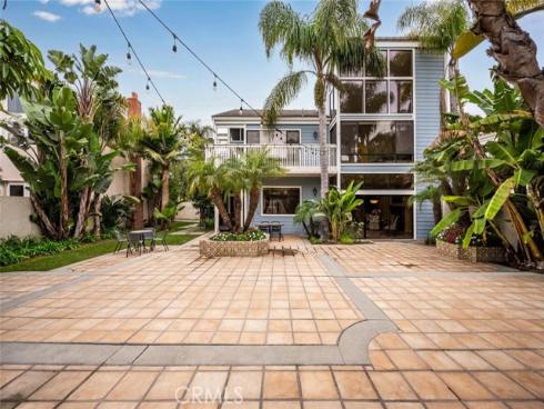 16282  Mandalay   Circle, Huntington Beach, CA