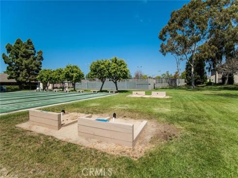 8606  Solano  B-1003  Circle, Huntington Beach, CA