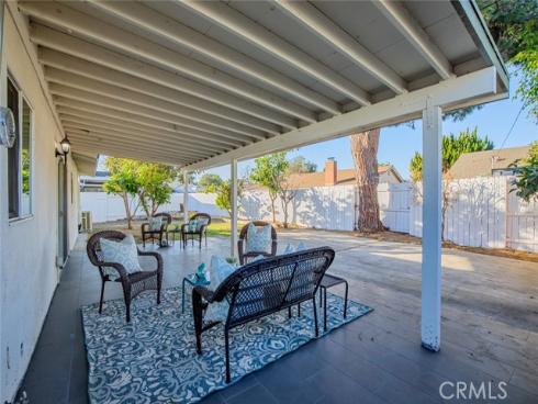 16541  Loire   Circle, Huntington Beach, CA