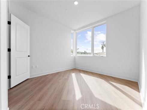 414 Main 205 Street, Huntington Beach, CA