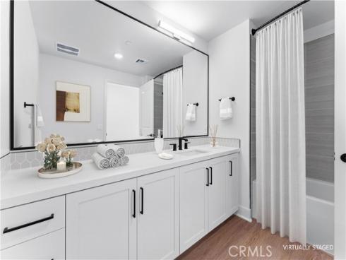 414 Main 205 Street, Huntington Beach, CA