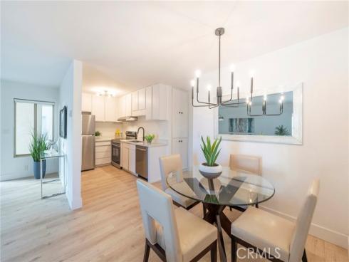 711 Pacific Coast 322 , Huntington Beach, CA