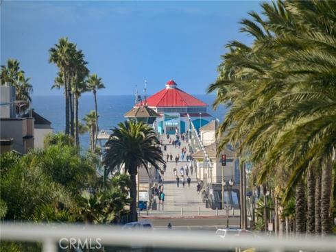 414 Main 220 Street, Huntington Beach, CA