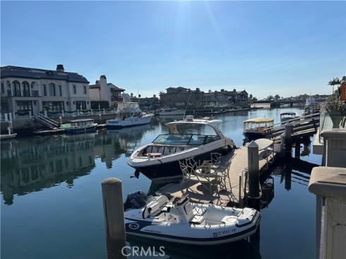 16712 Baruna Lane, Huntington Beach, CA