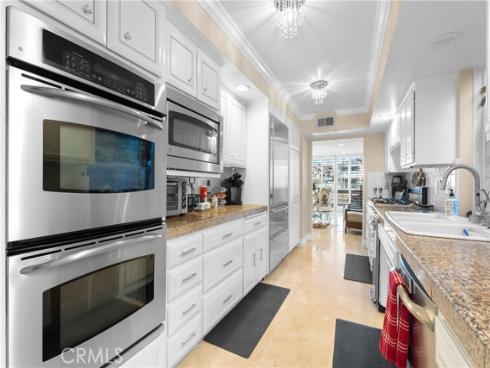 16712 Baruna Lane, Huntington Beach, CA