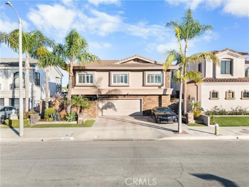 16712 Baruna Lane, Huntington Beach, CA