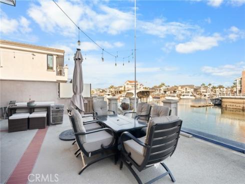 16712 Baruna Lane, Huntington Beach, CA