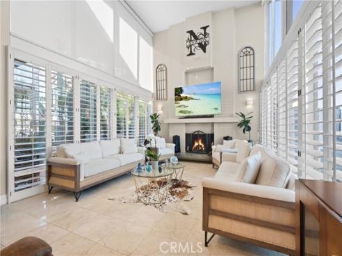 16712 Baruna Lane, Huntington Beach, CA