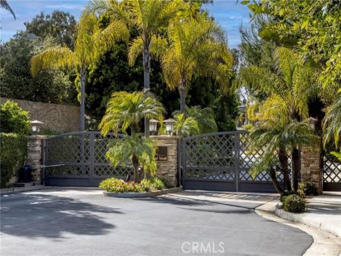 19801 Estate Circle, Huntington Beach, CA