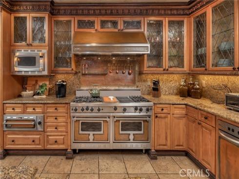 19801 Estate Circle, Huntington Beach, CA