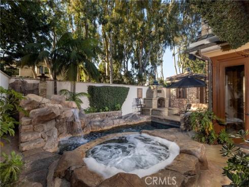19801 Estate Circle, Huntington Beach, CA