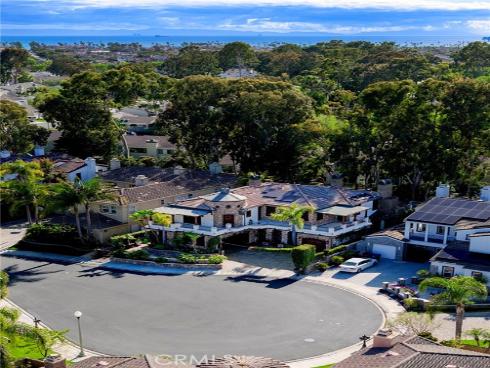 19801 Estate Circle, Huntington Beach, CA