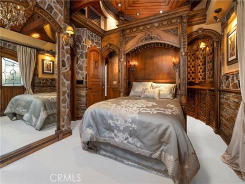 19801 Estate Circle, Huntington Beach, CA