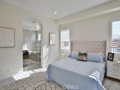 19002 Delaware Street, Huntington Beach, CA