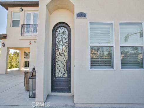 19002 Delaware Street, Huntington Beach, CA
