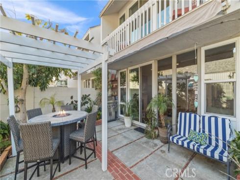 16532 Harbour Lane, Huntington Beach, CA