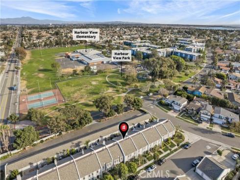 16532 Harbour Lane, Huntington Beach, CA