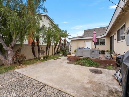 16081 Windemeir Lane, Huntington Beach, CA