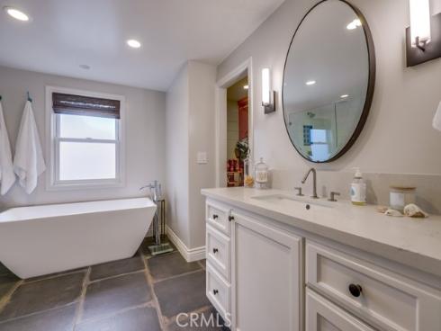 322 12th Street, Huntington Beach, CA