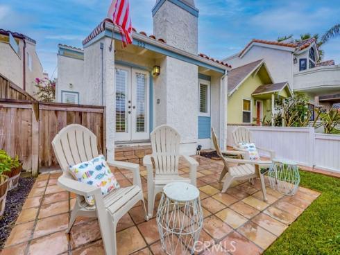 322 12th Street, Huntington Beach, CA