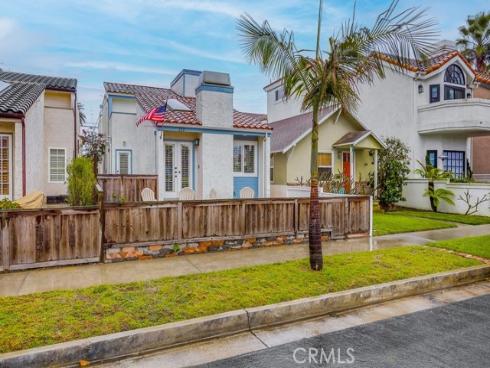 322 12th Street, Huntington Beach, CA