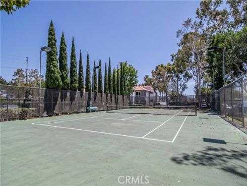 2323 Huntington 907 Street, Huntington Beach, CA