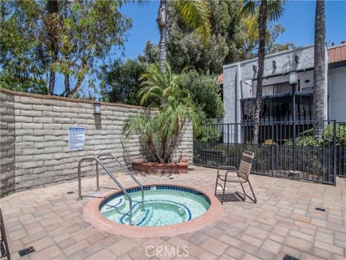 2323 Huntington 907 Street, Huntington Beach, CA