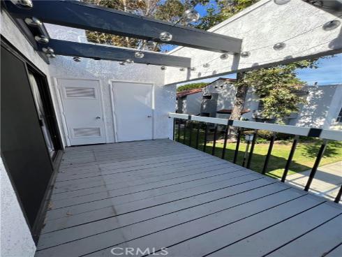 2323 Huntington 907 Street, Huntington Beach, CA