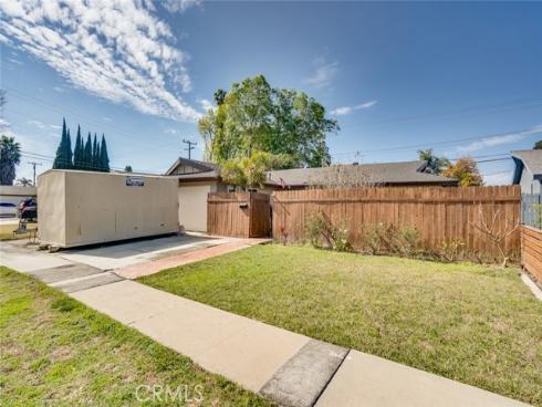 16241 Fairway Lane, Huntington Beach, CA