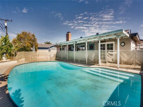 16241 Fairway Lane, Huntington Beach, CA