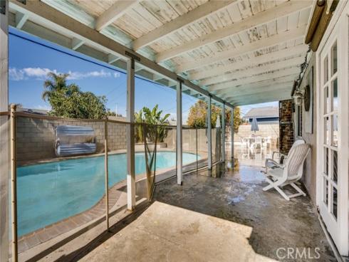 16241 Fairway Lane, Huntington Beach, CA