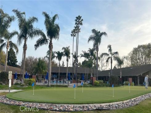 8933 Amador 1316C Circle, Huntington Beach, CA