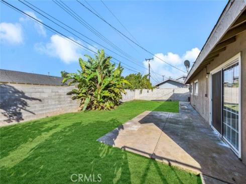 8411 Santana Circle, Huntington Beach, CA