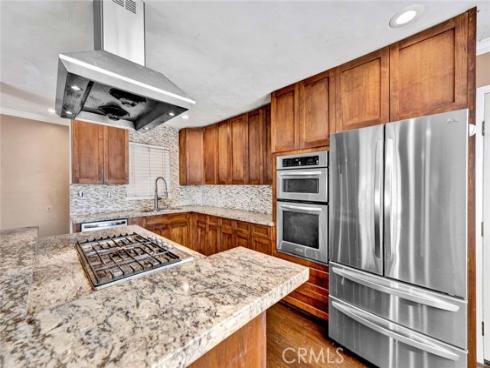 8411 Santana Circle, Huntington Beach, CA