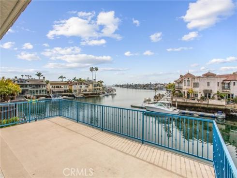 3682 Escapade Circle, Huntington Beach, CA