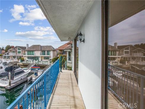 3682 Escapade Circle, Huntington Beach, CA