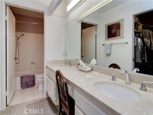 8565 Sierra 914C Circle, Huntington Beach, CA