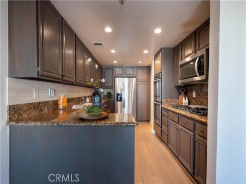 16255 Pacific CI201 Circle, Huntington Beach, CA