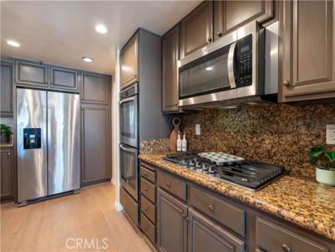 16255 Pacific CI201 Circle, Huntington Beach, CA