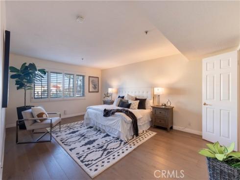 16255 Pacific CI201 Circle, Huntington Beach, CA