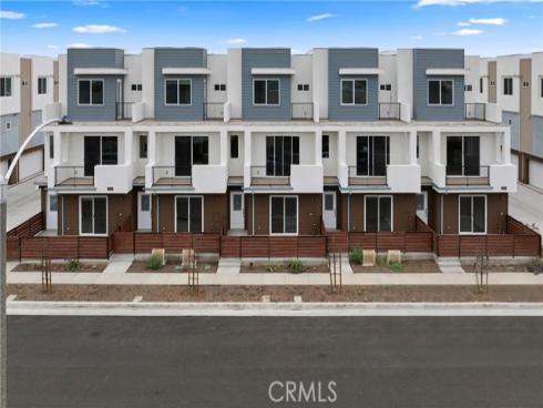 912 Georgia 104 , Huntington Beach, CA