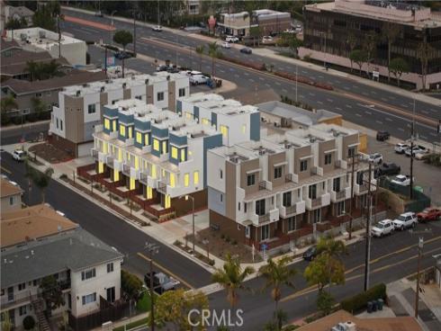 912 Georgia 104 , Huntington Beach, CA