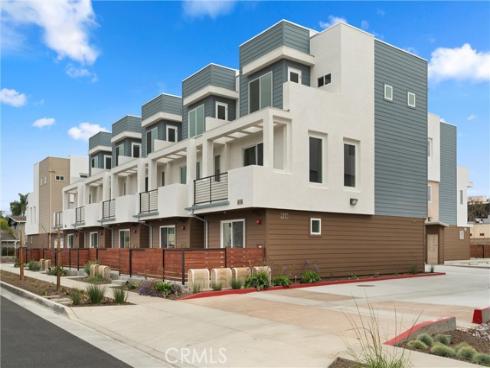 912 Georgia 104 , Huntington Beach, CA